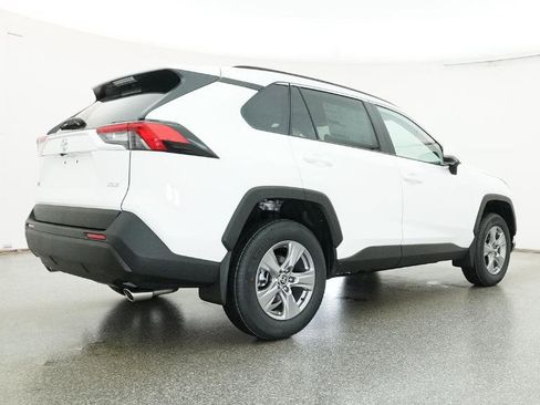 New 2025 Toyota RAV4 XLE image 21