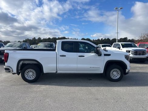 Used 2023 GMC Sierra 1500 Pro w/ Pro Value Package image 10