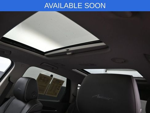 Used 2021 Buick Enclave Avenir w/ Avenir Technology Package AWD/4WD image 30