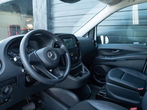 Used 2022 Mercedes-Benz Metris image 15