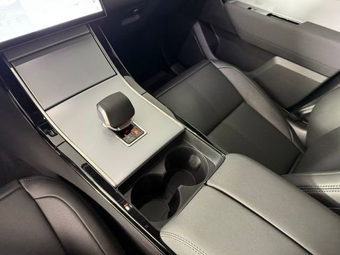 Certified 2025 Land Rover Range Rover Velar S image 22