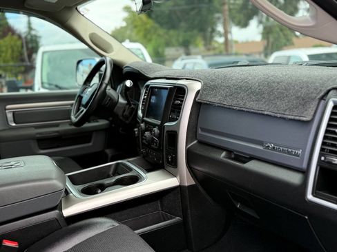 Used 2018 RAM 2500 Big Horn AWD/4WD image 27
