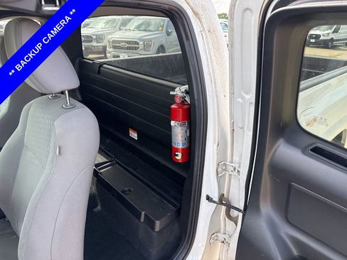 Used 2021 Toyota Tacoma SR AWD/4WD image 7