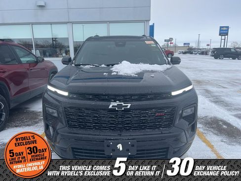 Certified 2024 Chevrolet Traverse RS w/ LPO, Floor Liner Package image 2