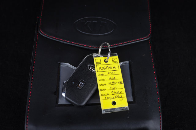 Used 2021 Kia Telluride LX AWD/4WD image 75