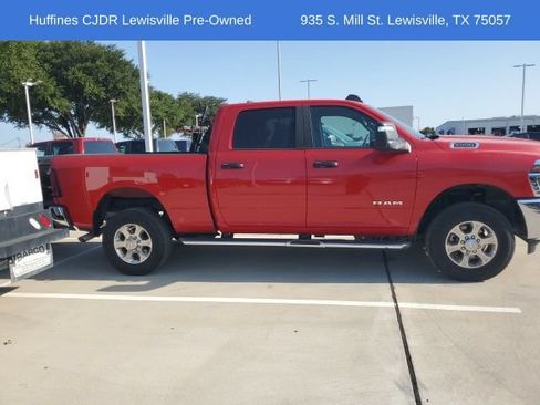 Used 2026 RAM 2500 Big Horn AWD/4WD image 2