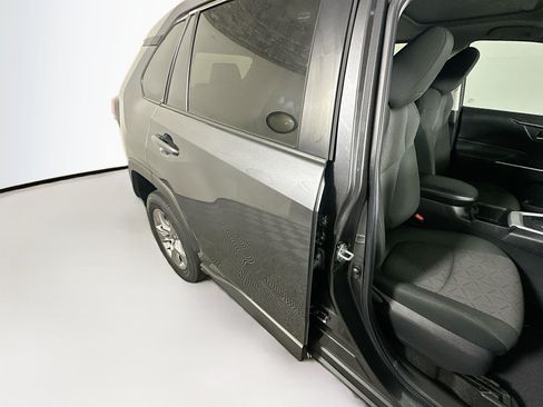 Used 2023 Toyota RAV4 XLE w/ Convenience Package FWD image 28