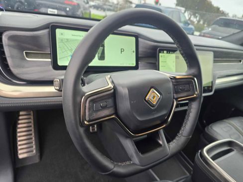 Used 2023 Rivian R1S Adventure image 26