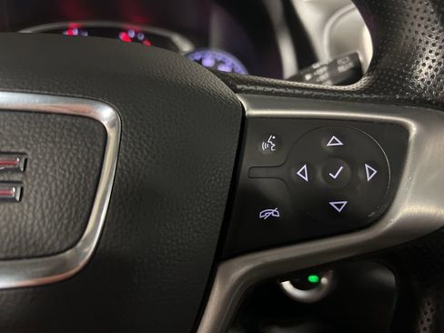 Certified 2022 GMC Terrain SLE w/ Driver Convenience Package image 16