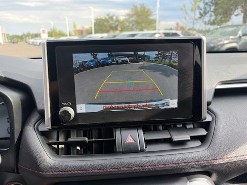 Used 2025 Toyota RAV4 SE AWD/4WD image 30