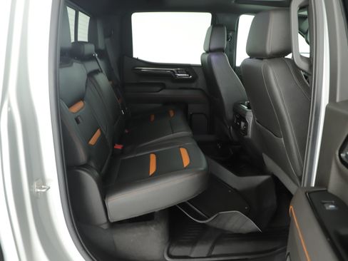 Used 2022 GMC Sierra 1500 AT4 AWD/4WD image 16