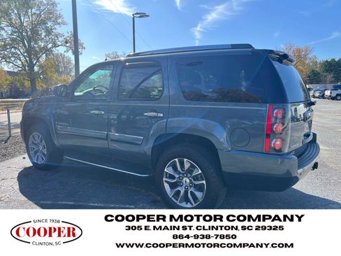 Used 2008 GMC Yukon Denali image 3