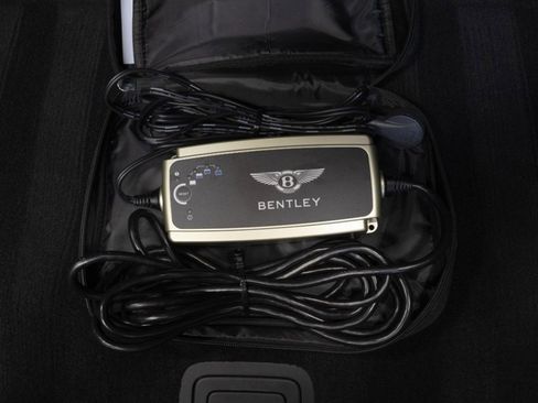 Used 2022 Bentley Continental GT AWD/4WD image 61