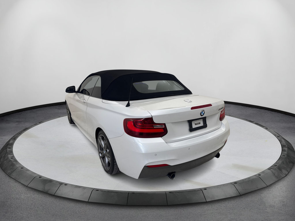 Used 2015 BMW M235i Convertible RWD image 8