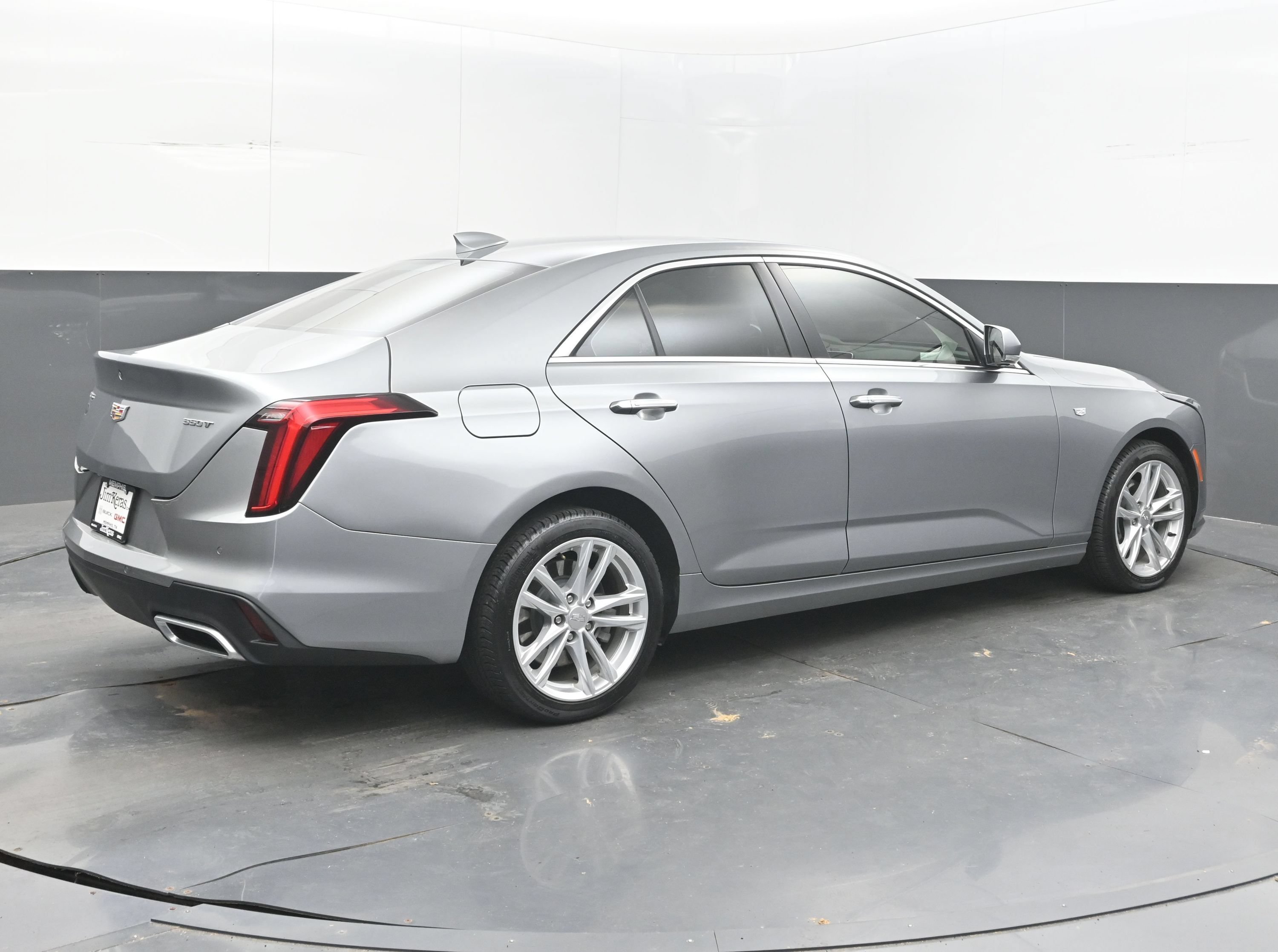 Used 2023 Cadillac CT4 Luxury w/ Sun And Sound Package RWD image 9