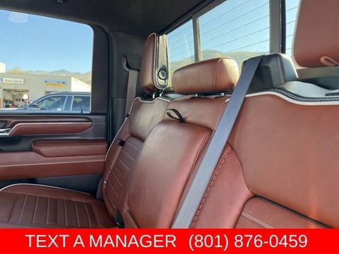 Used 2024 GMC Sierra 3500 Denali Ultimate AWD/4WD image 18