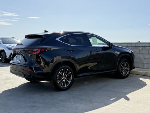 Certified 2025 Lexus NX 250 FWD w/ Premium Package image 12