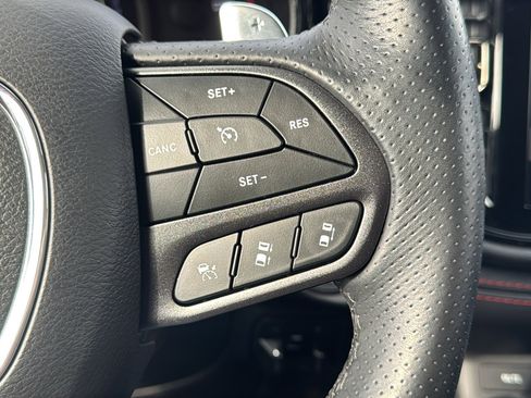 Certified 2023 Dodge Durango R/T image 25