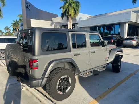 Used 2020 Jeep Wrangler Unlimited Rubicon AWD/4WD image 11