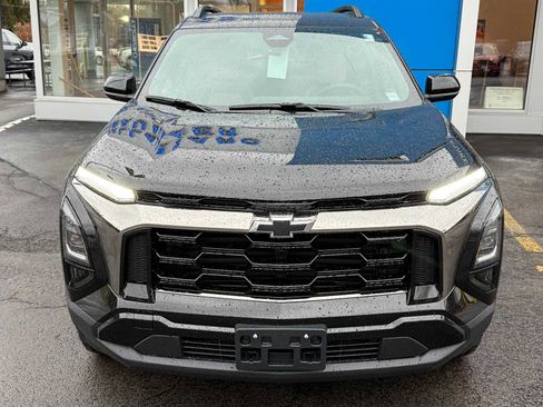 New 2026 Chevrolet Equinox ACTIV image 2