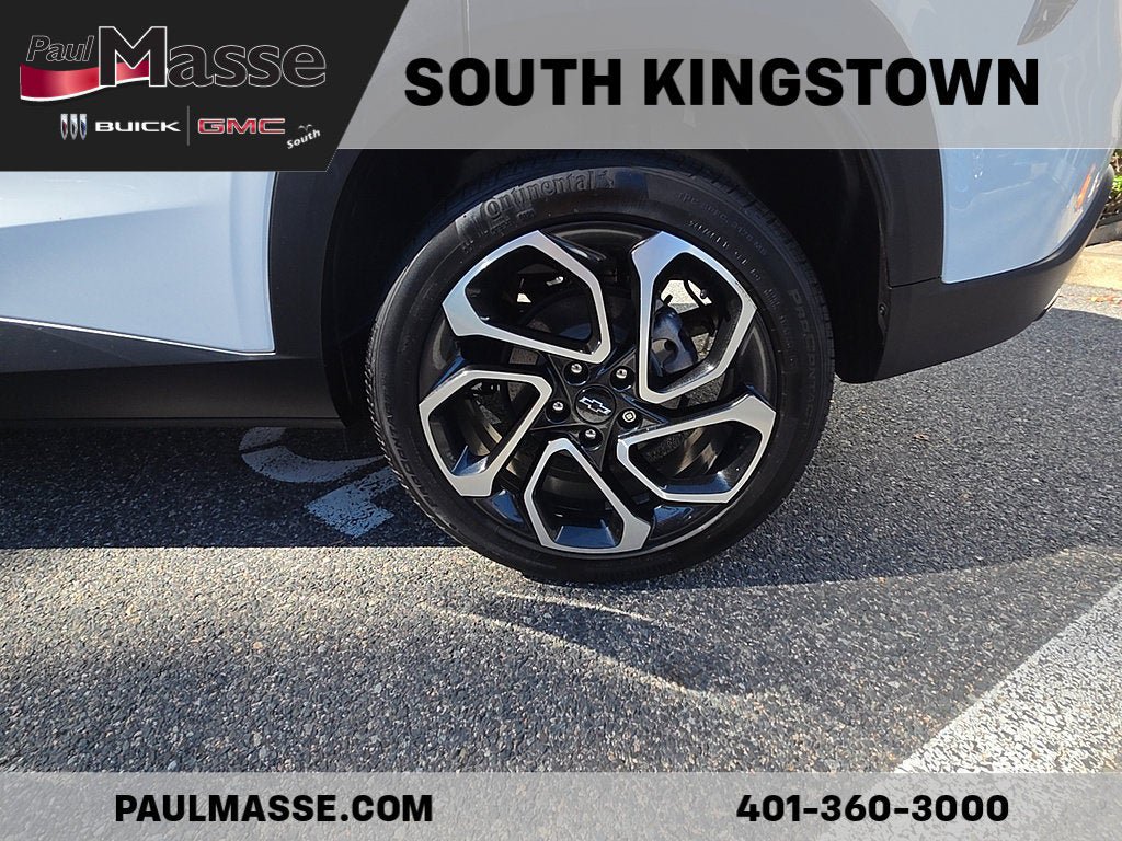 Used 2024 Chevrolet Trax RS w/ Sunroof Package FWD image 9