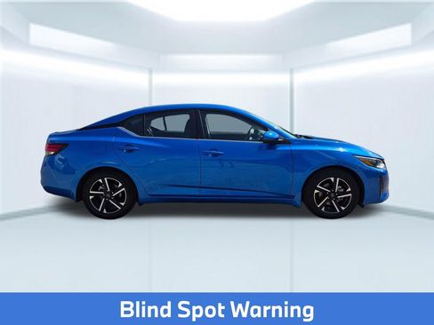 Used 2024 Nissan Sentra SV FWD image 8