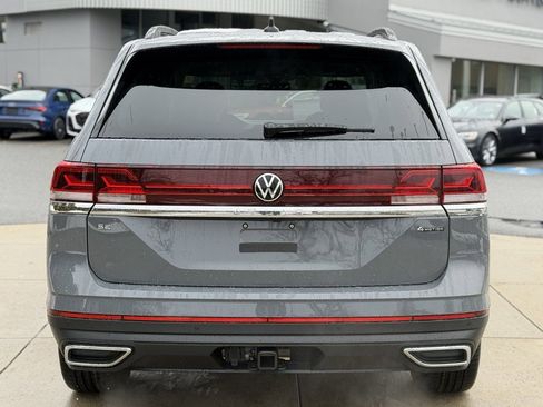 New 2026 Volkswagen Atlas SE image 12