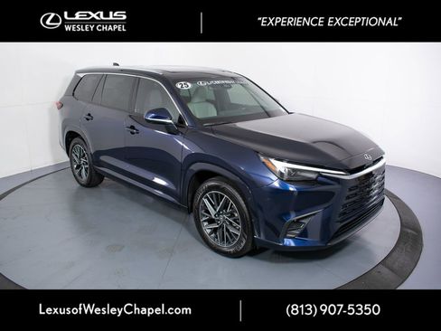 Used 2025 Lexus TX 350 AWD w/ Technology Package image 2