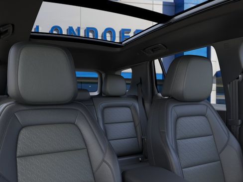 New 2026 Chevrolet Equinox LT image 24