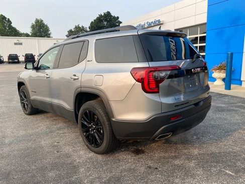 Used 2023 GMC Acadia SLT w/ Elevation Edition AWD/4WD image 3