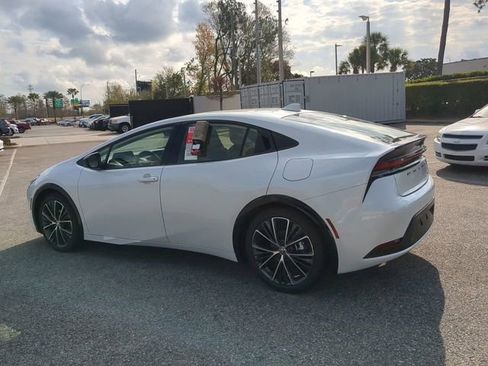 New 2026 Toyota Prius XLE image 6