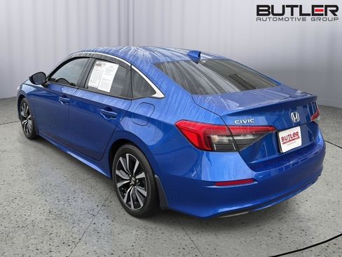 Used 2024 Honda Civic EX image 4
