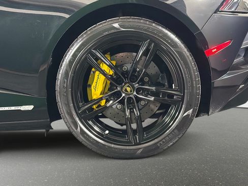 Used 2023 Lamborghini Huracan EVO RWD image 14