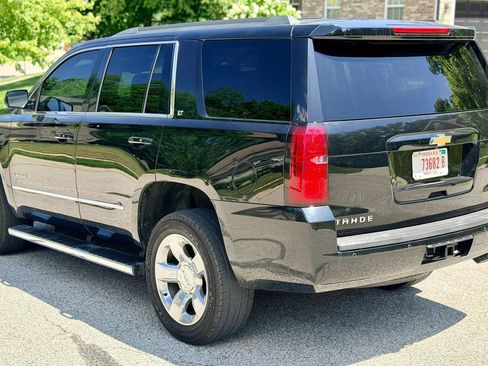 Used 2017 Chevrolet Tahoe LT w/ LT Signature Package AWD/4WD image 5