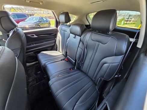Used 2025 Genesis GV80 2.5T Standard AWD/4WD image 25