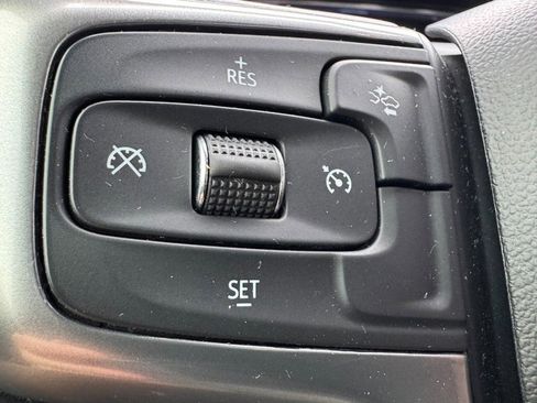 Used 2024 Chevrolet Silverado 2500 LT image 17