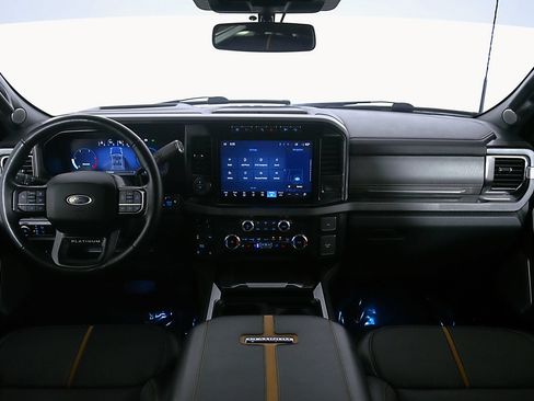 Used 2023 Ford F250 Platinum AWD/4WD image 21