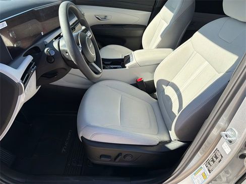 Used 2025 Hyundai Tucson SEL image 19