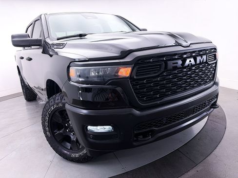 Used 2025 RAM 1500 Warlock AWD/4WD image 9