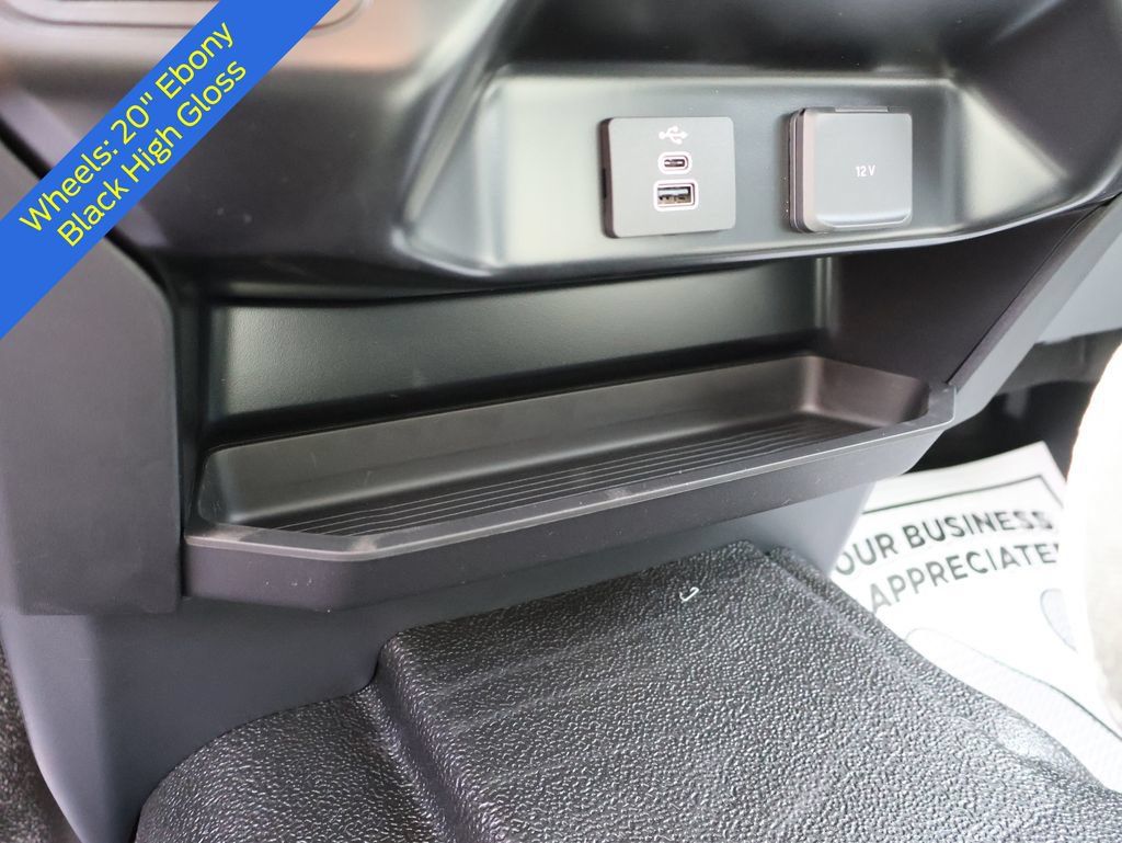 New 2027 Ford F250 XLT w/ XLT Premium Package AWD/4WD image 40