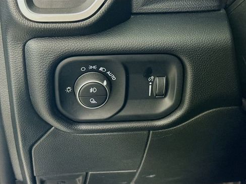 Used 2025 RAM 2500 Big Horn image 10