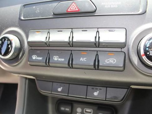 Used 2019 Kia Sportage LX FWD image 14