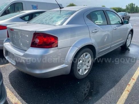 Used 2013 Dodge Avenger SE FWD image 7
