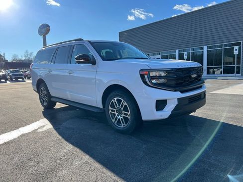 New 2026 Ford Expedition Max Active image 1