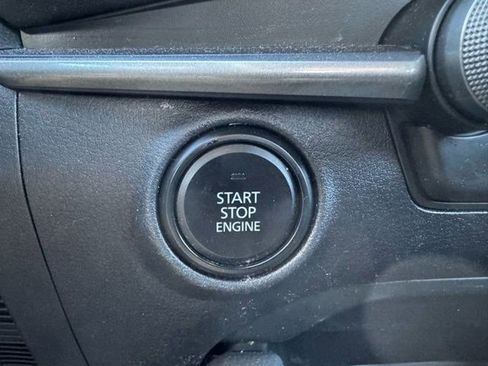 Used 2021 MAZDA MAZDA3 s image 32