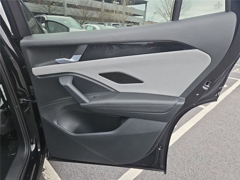 New 2026 Volkswagen Tiguan SE R-Line image 30