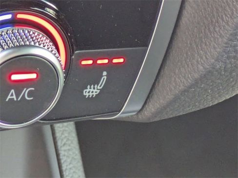 Used 2025 Audi Q3 2.0T Premium w/ Convenience Package image 18