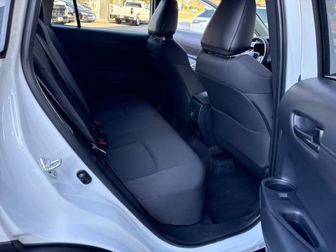 Used 2024 Toyota Corolla Cross LE FWD image 33
