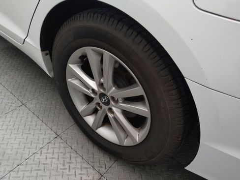Used 2017 Hyundai Sonata SE FWD image 31