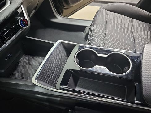 Certified 2025 Chevrolet Equinox LT image 29